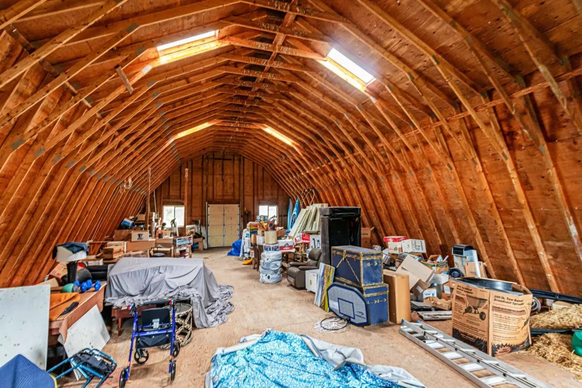 Mudroom Photo of 21370 24 Avenue, Langley, BC