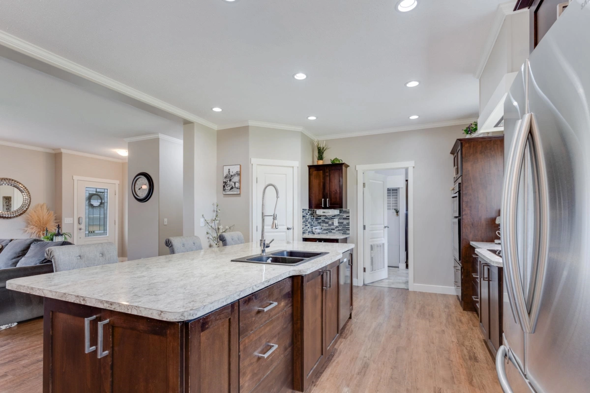 Walk-In Closet Photo of 21370 24 Avenue, Langley, BC