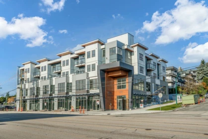 403 5535 Hastings Street, Burnaby, BC, Burnaby — Apartment/Condo for sale