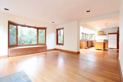 5808 Portland Street, Burnaby, BC, Burnaby — Single Family Residence for sale