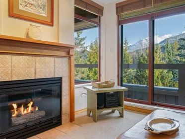 207 8080 Nicklaus North Boulevard, Whistler, BC, Whistler — Apartment/Condo for sale