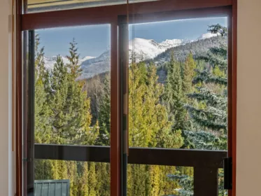 207 8080 Nicklaus North Boulevard, Whistler, BC, Whistler — Apartment/Condo for sale