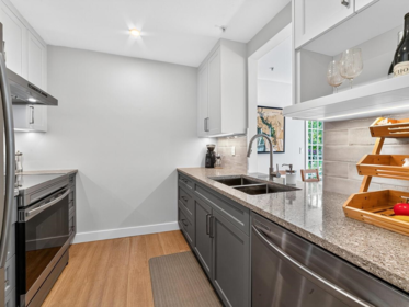 205 1915 E Georgia Street, Vancouver, BC, Vancouver — Apartment/Condo for sale