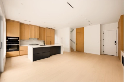 2 5937 Holland Street, Vancouver, BC, Vancouver — Half Duplex for sale