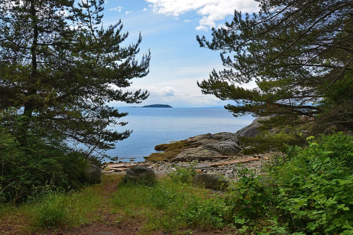 Community Amenities Photo (Clubhouse) of 9196 Truman Road, Halfmoon Bay, BC