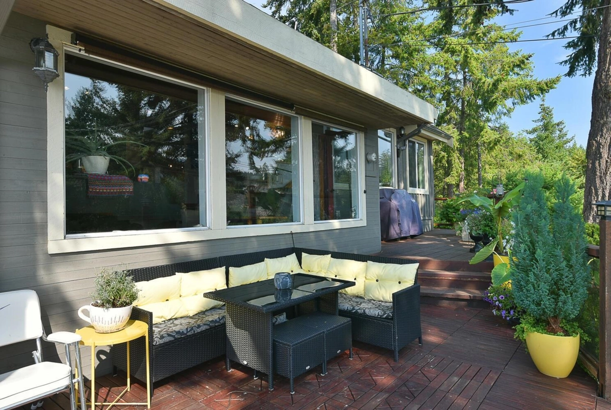 Guest Bathroom Photo of 9196 Truman Road, Halfmoon Bay, BC