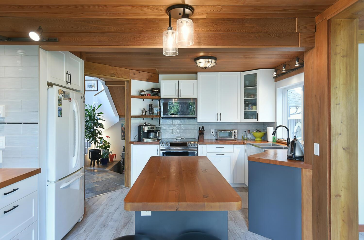 Primary Bedroom Photo of 9196 Truman Road, Halfmoon Bay, BC