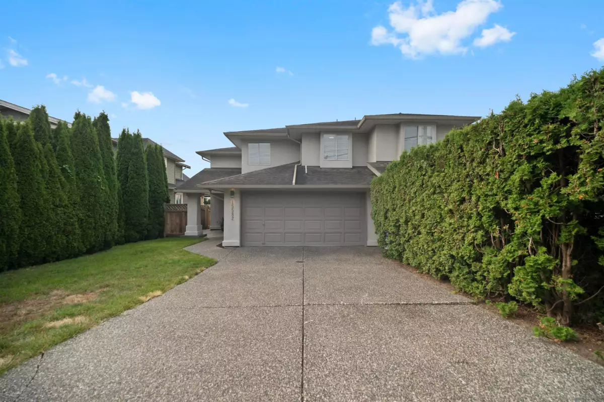 Exterior Front Photo of 15582 Russell Avenue, White Rock, BC