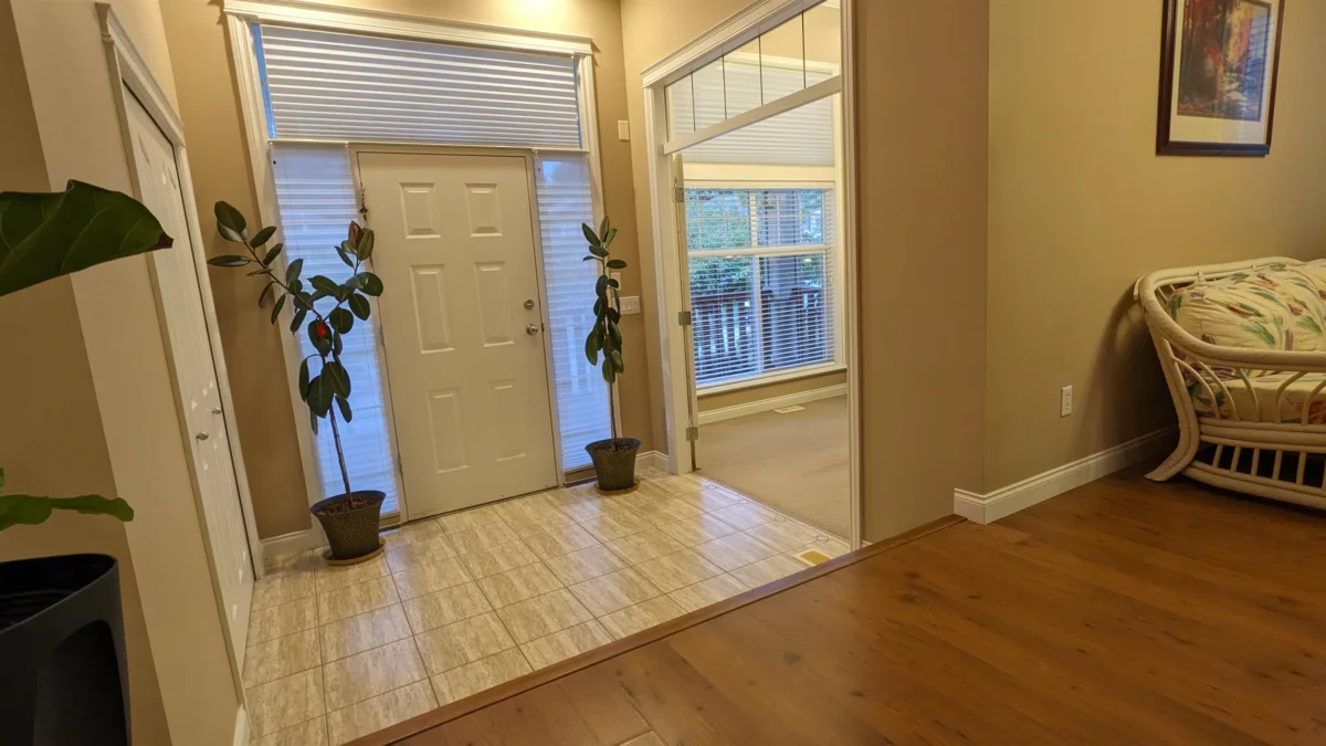 Family Room Photo of 13368 233 Street, Maple Ridge, BC