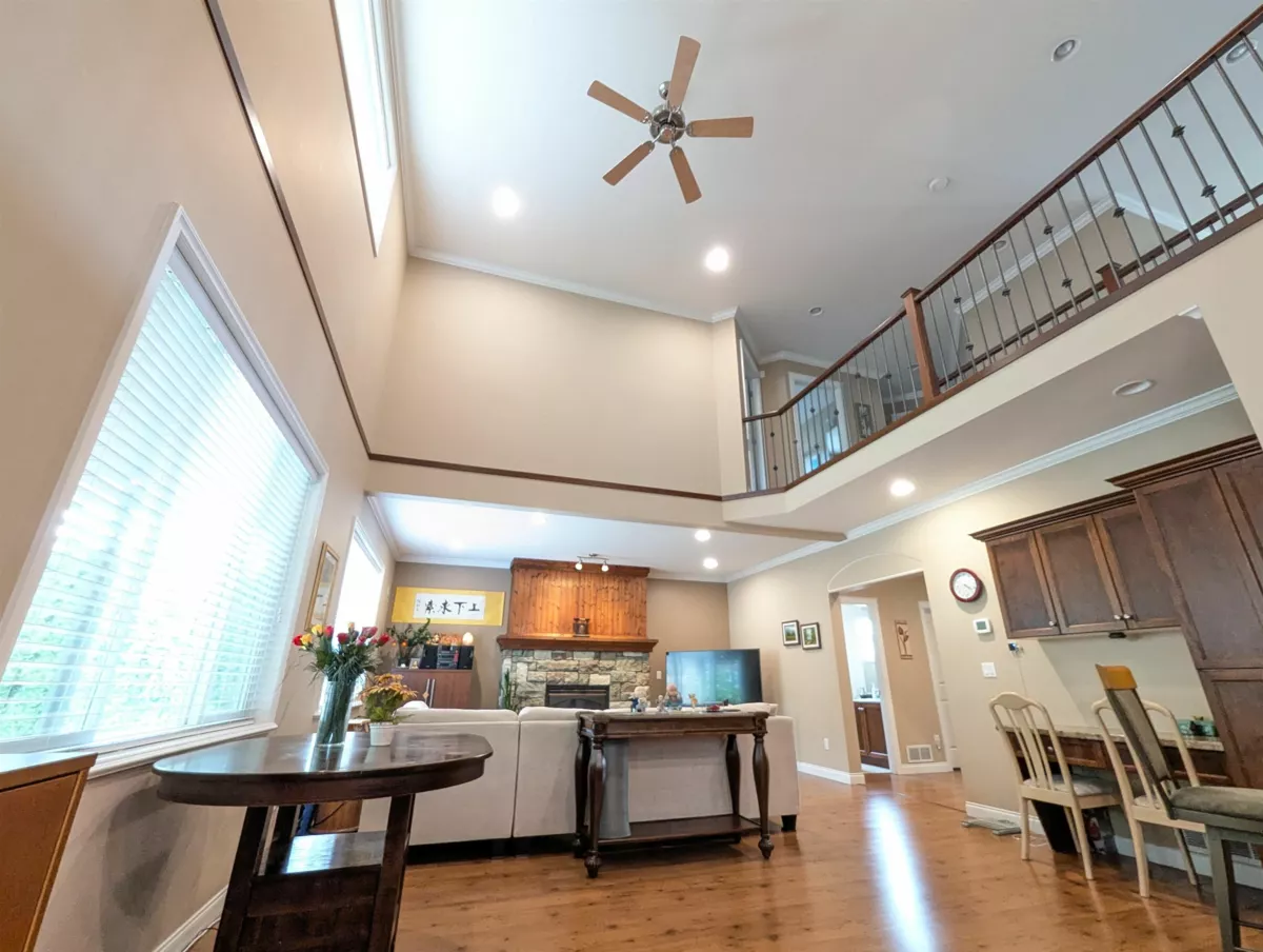 Kitchen Photo of 13368 233 Street, Maple Ridge, BC