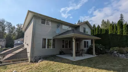 Garden / Landscaping Photo of 13368 233 Street, Maple Ridge, BC