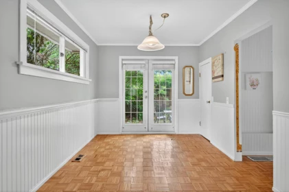 Breakfast Nook Photo of 1554 128a Street, Surrey, BC