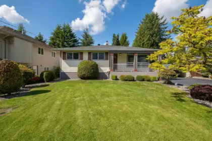 19569 116b Avenue, Pitt Meadows, BC, Pitt Meadows — Single Family Residence for sale