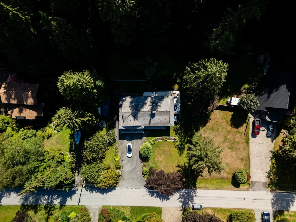 Outdoor Deck Photo of 3580 Main Avenue, Belcarra, BC