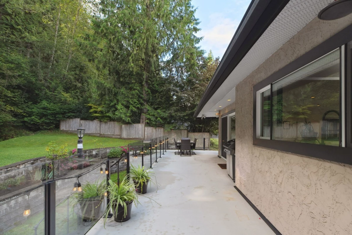 Staircase Photo of 3580 Main Avenue, Belcarra, BC