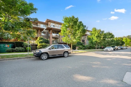 301 7131 Stride Avenue, Burnaby, BC, Burnaby — Apartment/Condo for sale