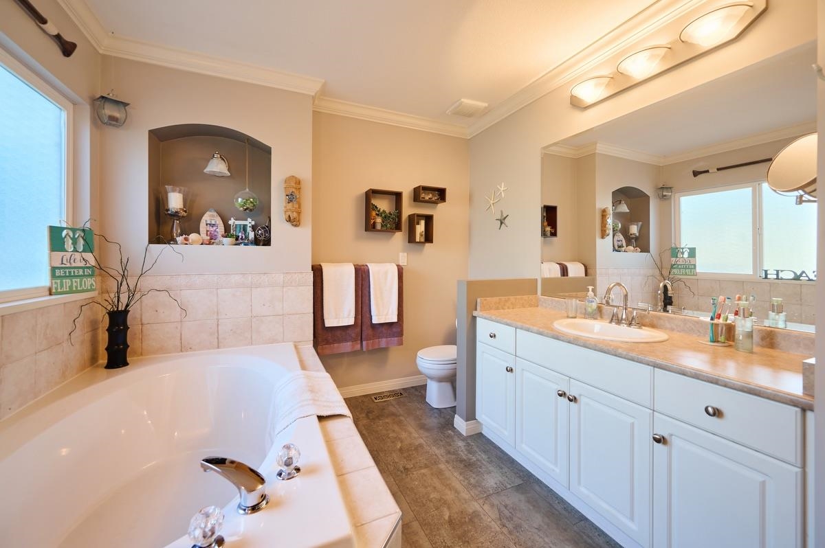 Bedroom 4 Photo of 114 8888 216th Street, Langley, BC