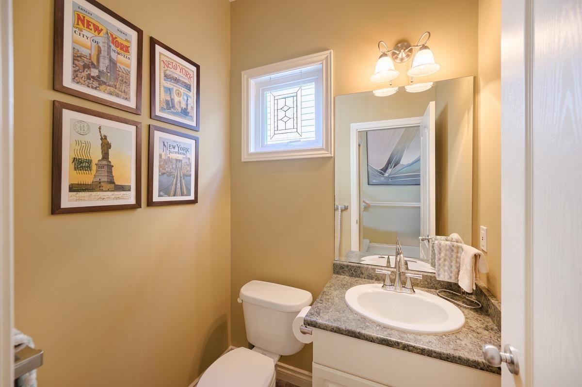 Walk-In Closet Photo of 114 8888 216th Street, Langley, BC