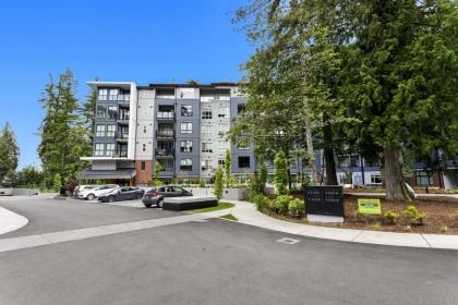 518 3480 146a Street, Surrey, BC, Surrey — Apartment/Condo for sale