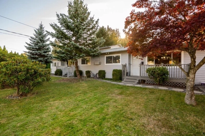 6157 120a Street, Surrey, BC, Surrey — Duplex for sale