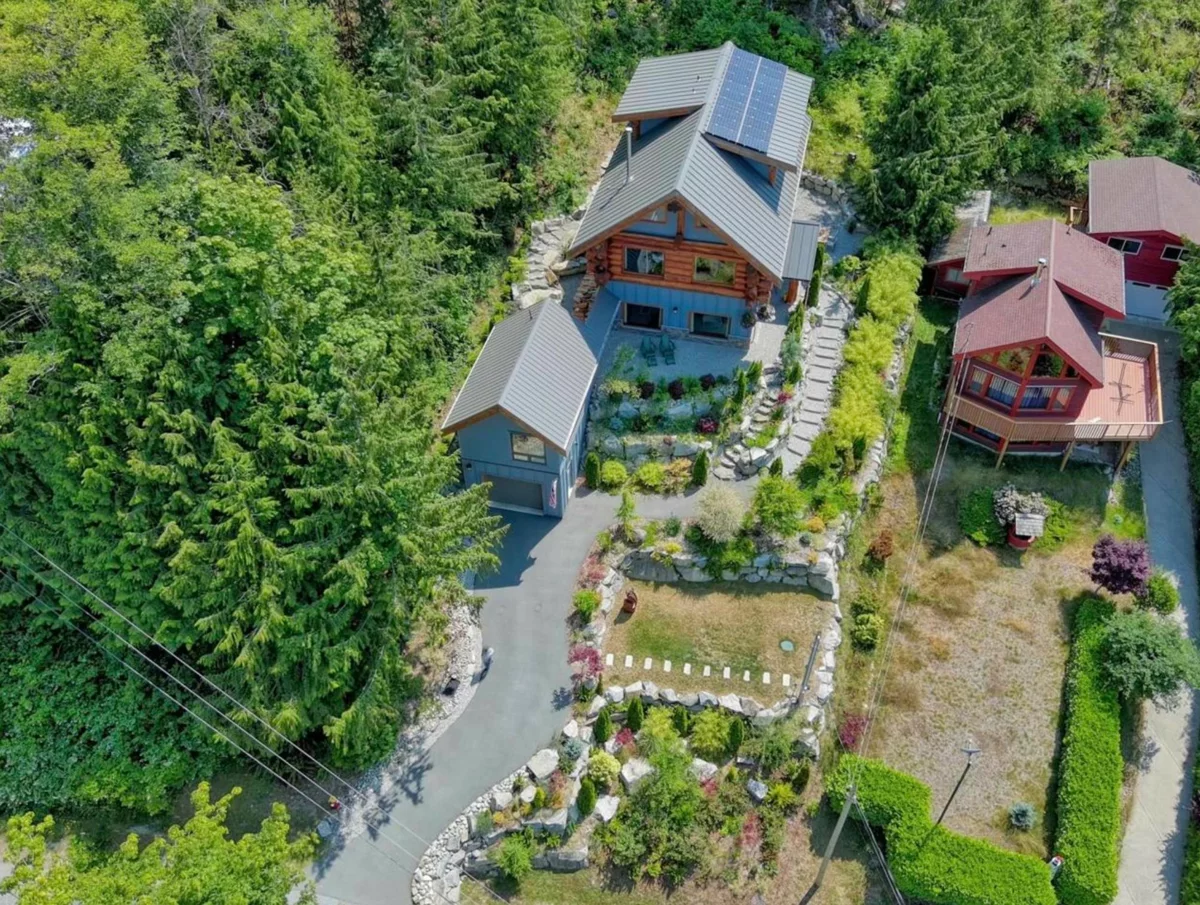 Community Amenities Photo (Clubhouse) of 5895 Skookumchuk Road, Sechelt, BC