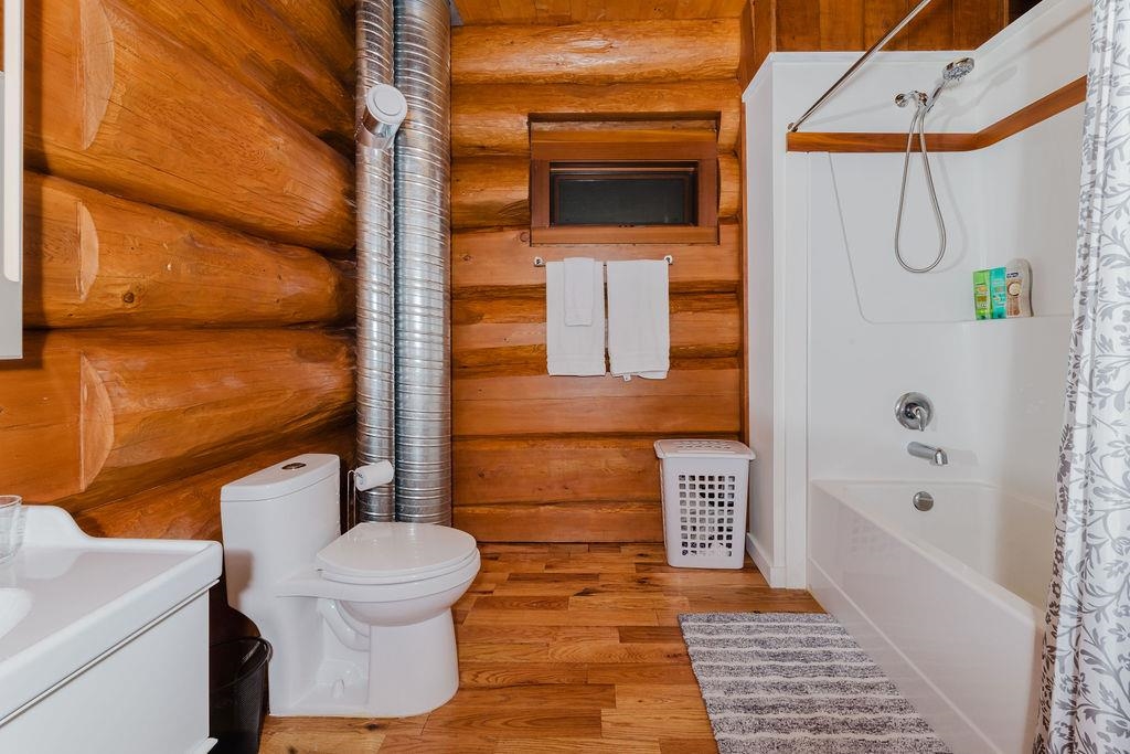 Outdoor Deck Photo of 5895 Skookumchuk Road, Sechelt, BC