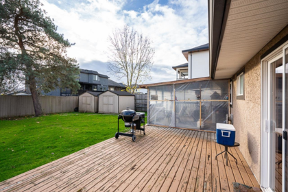 Mudroom Photo of 17952 Shannon Place, Surrey, BC