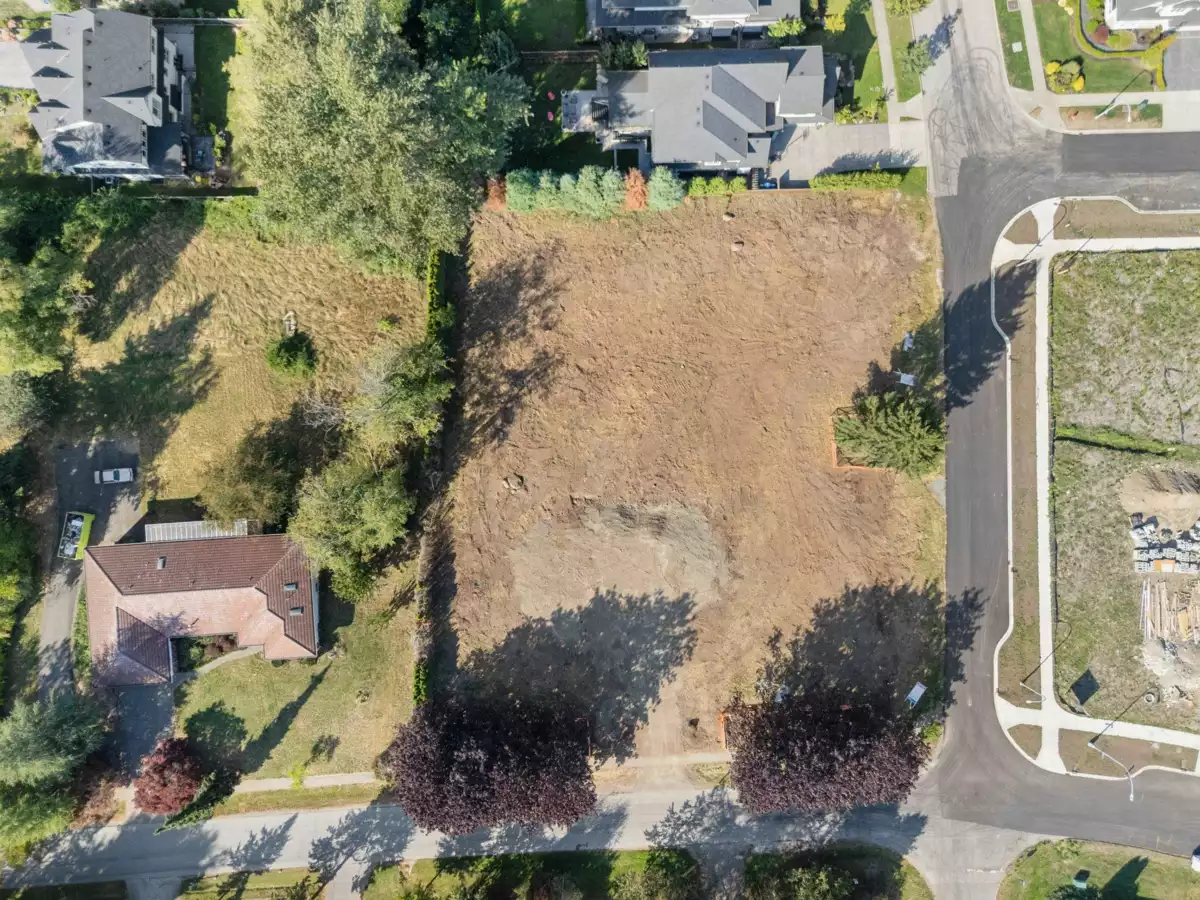 Breakfast Nook Photo of LOT 1 16487 28 Avenue, Surrey, BC