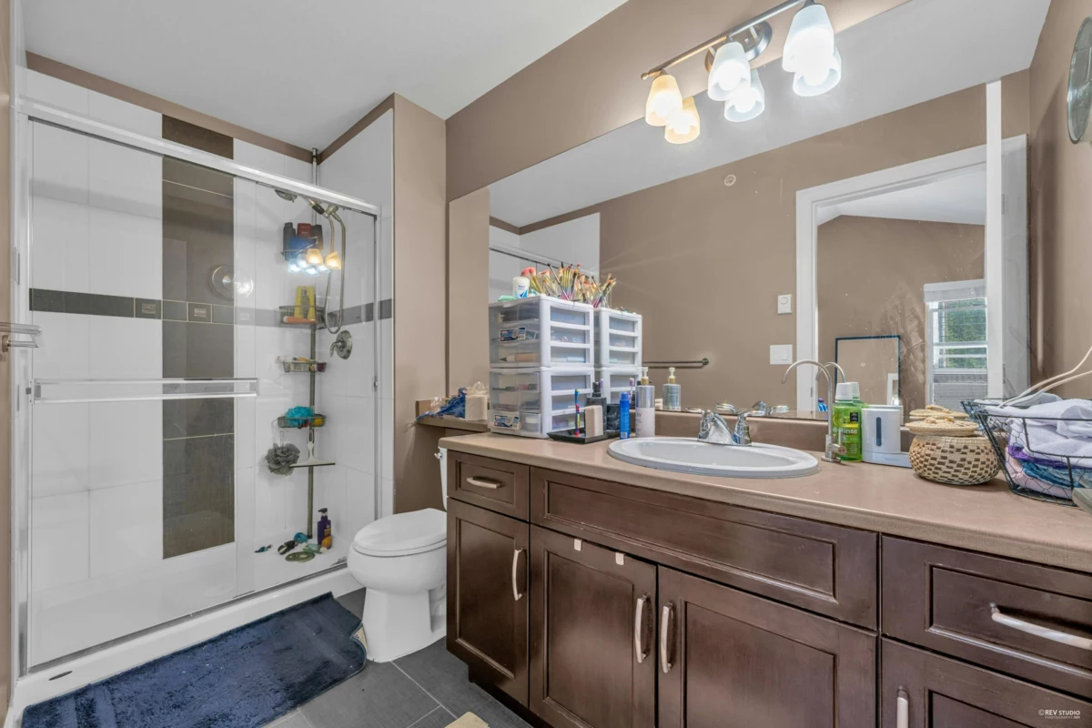 Bedroom 4 Photo of 6942 208 Street, Langley, BC