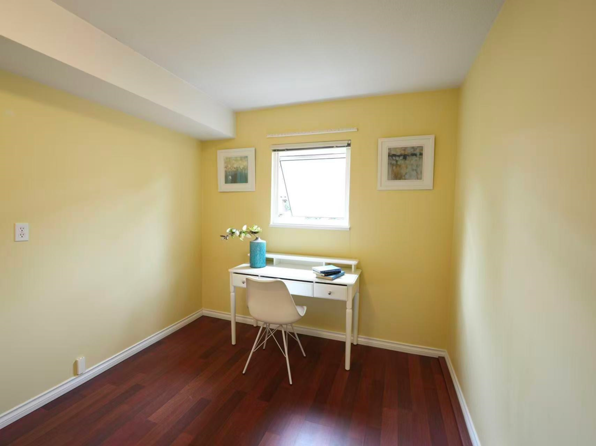 Breakfast Nook Photo of 2 7100 Lynnwood Drive, Richmond, BC