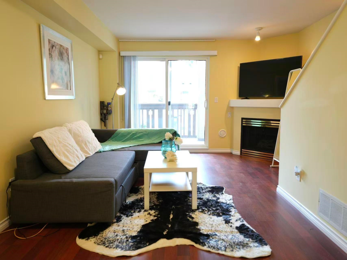 Family Room Photo of 2 7100 Lynnwood Drive, Richmond, BC