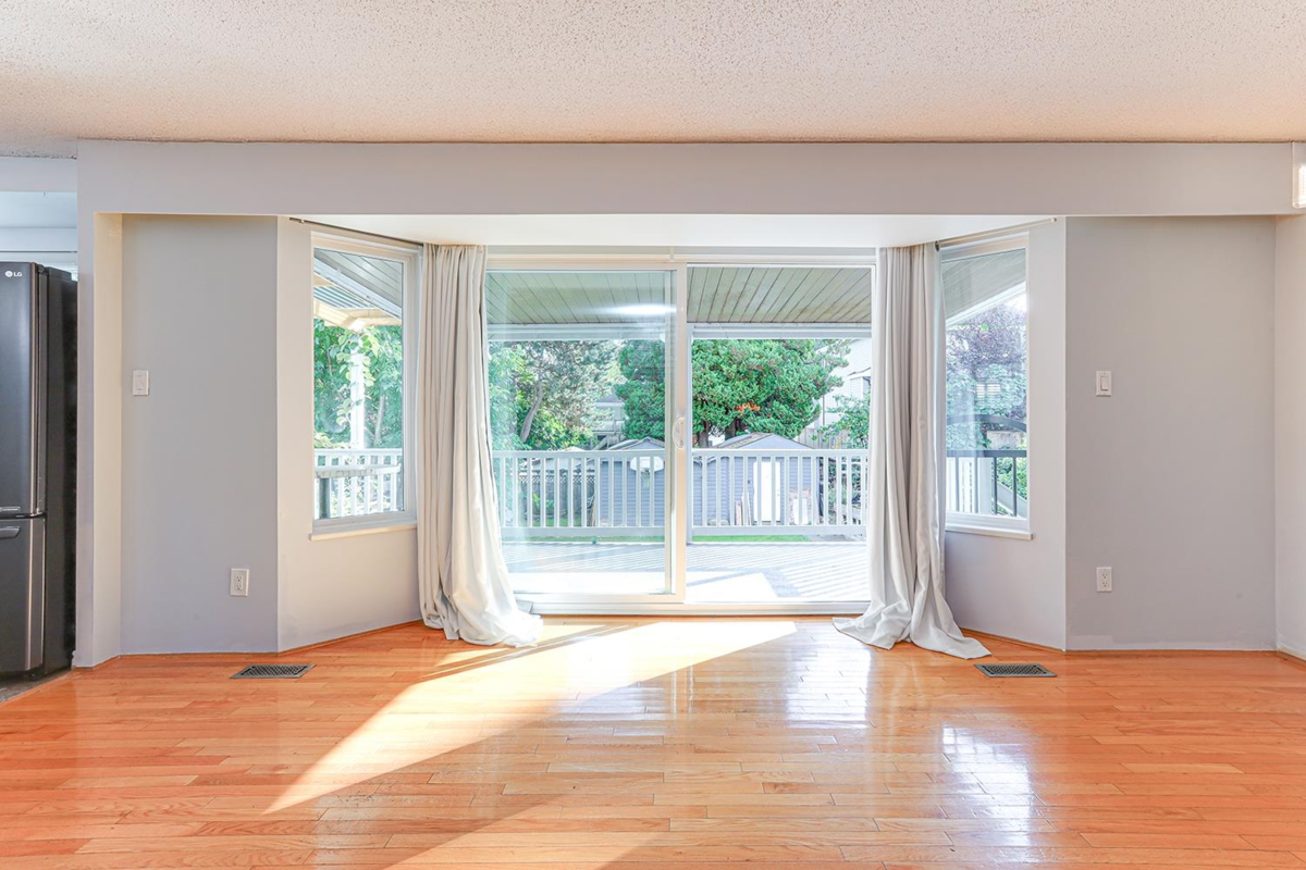 Bedroom 3 Photo of 13134 98a Avenue, Surrey, BC