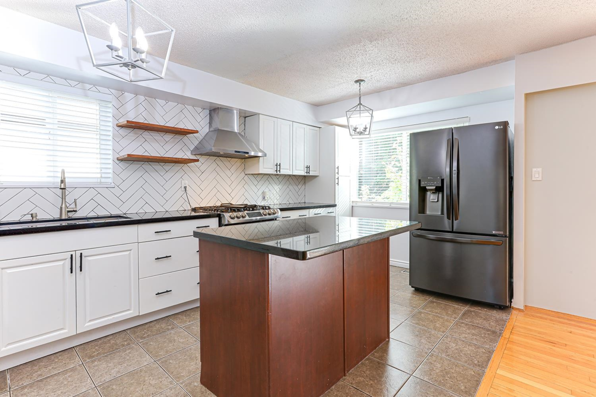 Loft / Bonus Room Photo of 13134 98a Avenue, Surrey, BC