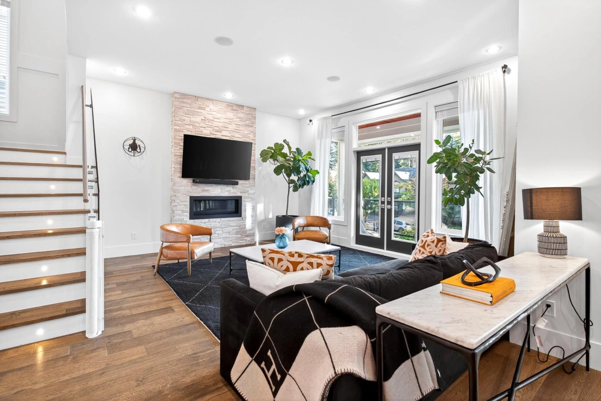 Dining Area Photo of 3479 Wales Avenue, Coquitlam, BC