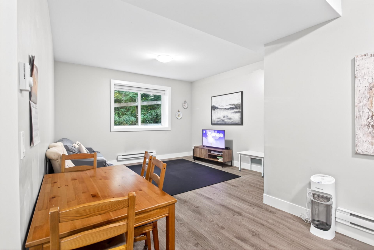 Swimming Pool Photo of 3479 Wales Avenue, Coquitlam, BC