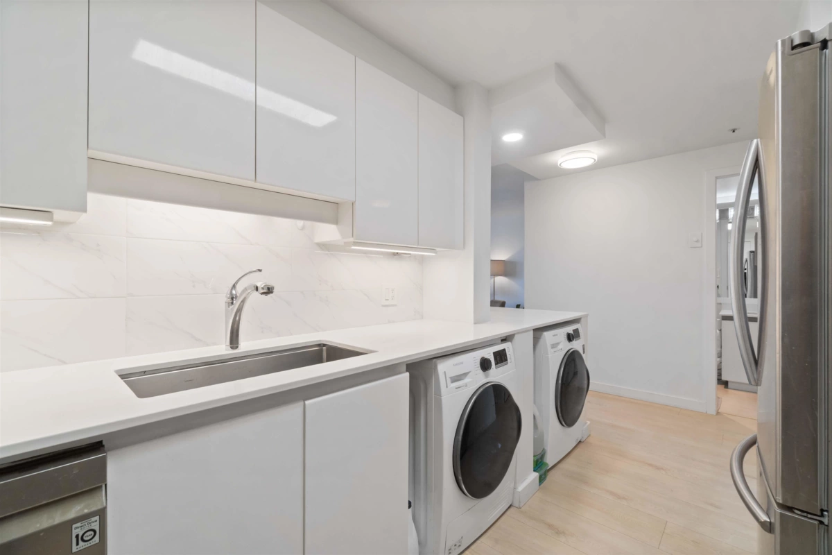 Guest Bathroom Photo of 1303 930 Cambie Street, Vancouver, BC