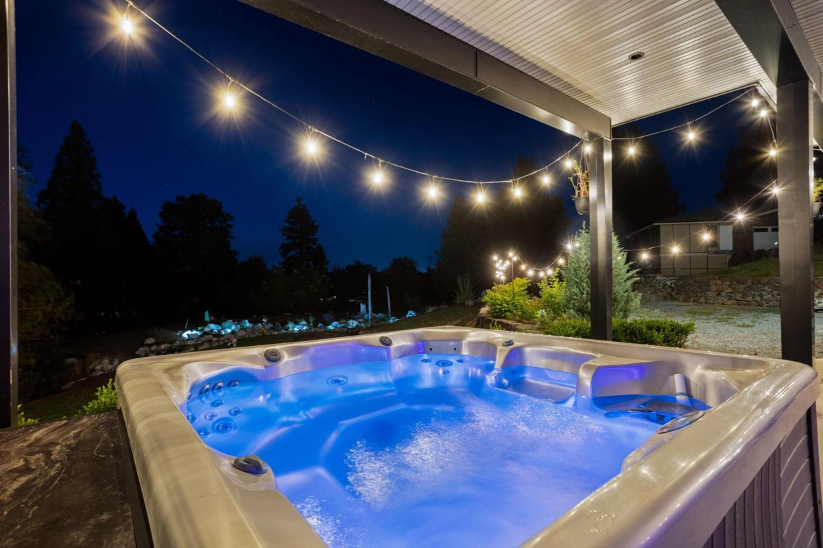 Basement Recreation Room Photo of 205 210 Street, Langley, BC