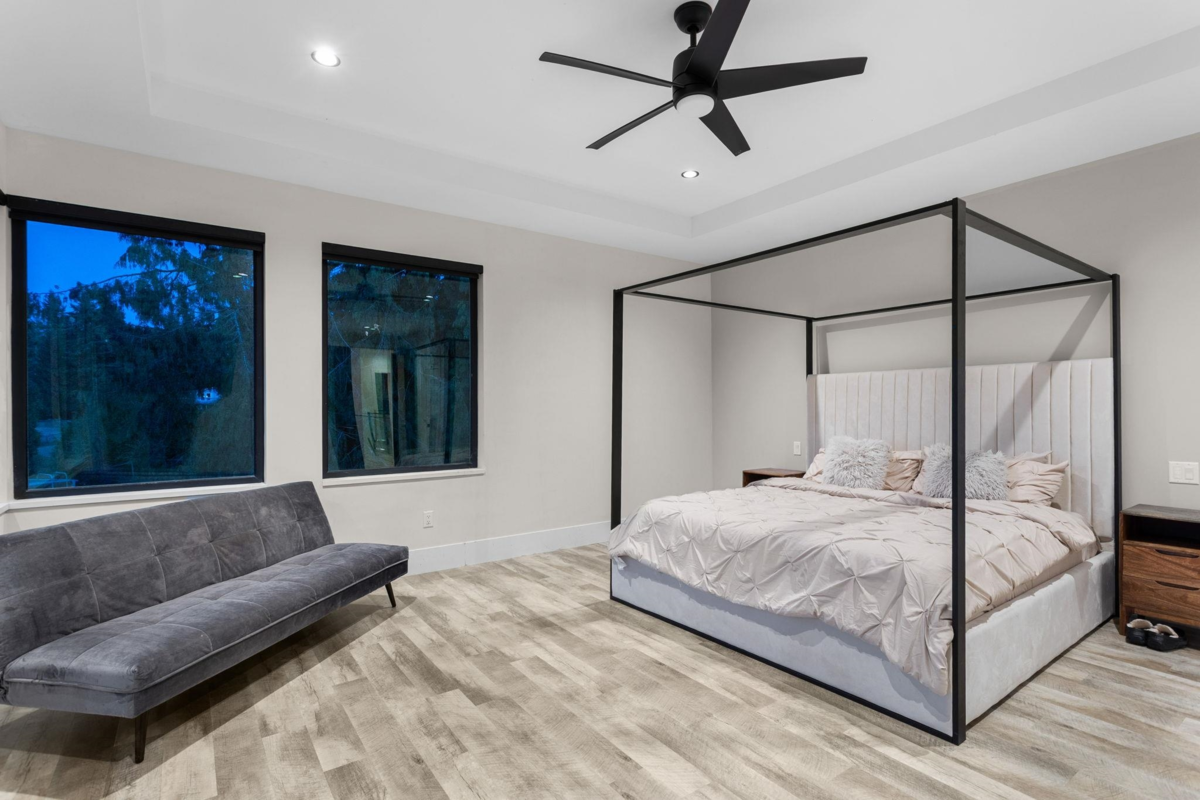 Guest Bathroom Photo of 205 210 Street, Langley, BC