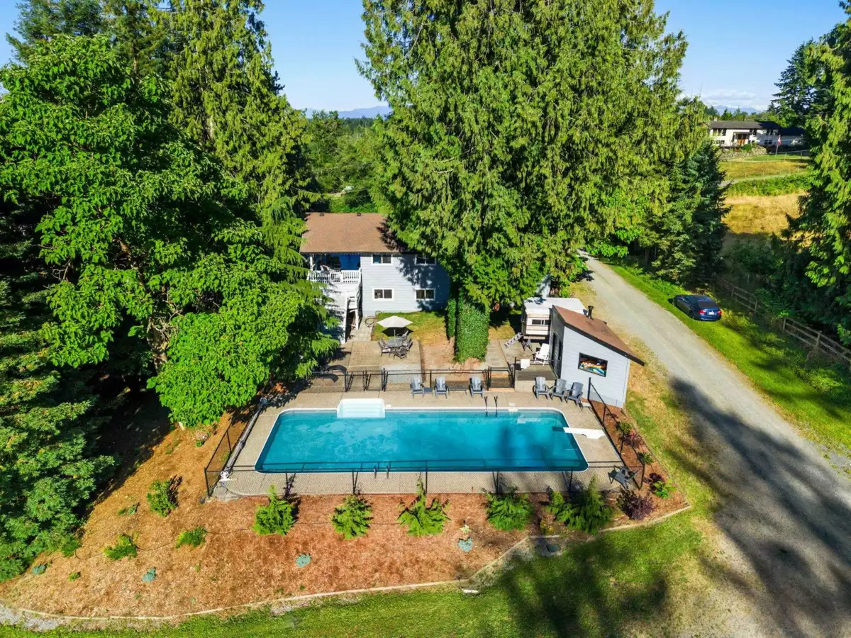 Swimming Pool Photo of 205 210 Street, Langley, BC