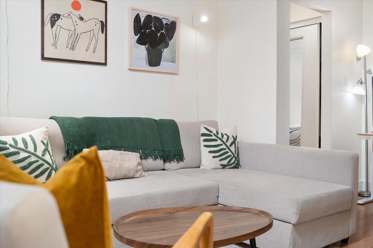 Breakfast Nook Photo of 101 1540 E 4th Avenue, Vancouver, BC