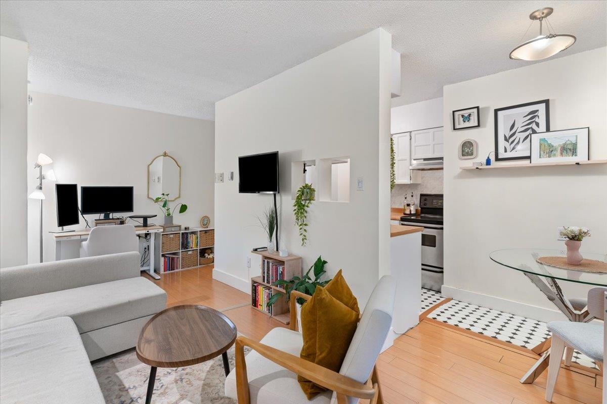 Living Room Photo of 101 1540 E 4th Avenue, Vancouver, BC
