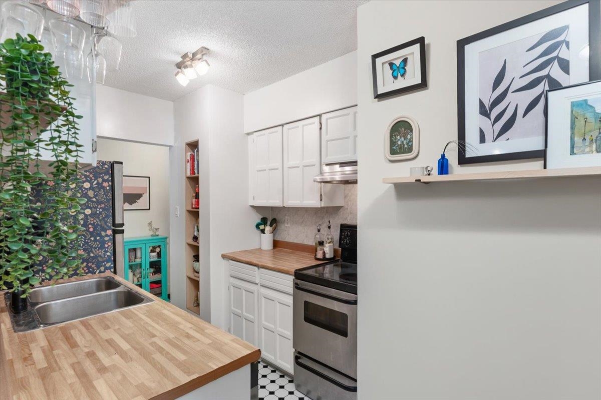 Pantry Photo of 101 1540 E 4th Avenue, Vancouver, BC