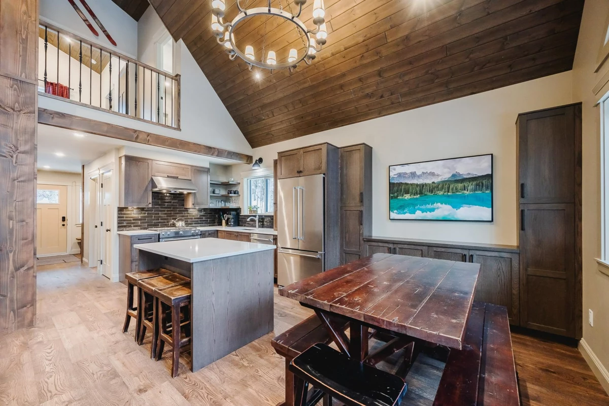 Dining Area Photo of 20788 Edelweiss Drive, Agassiz, BC