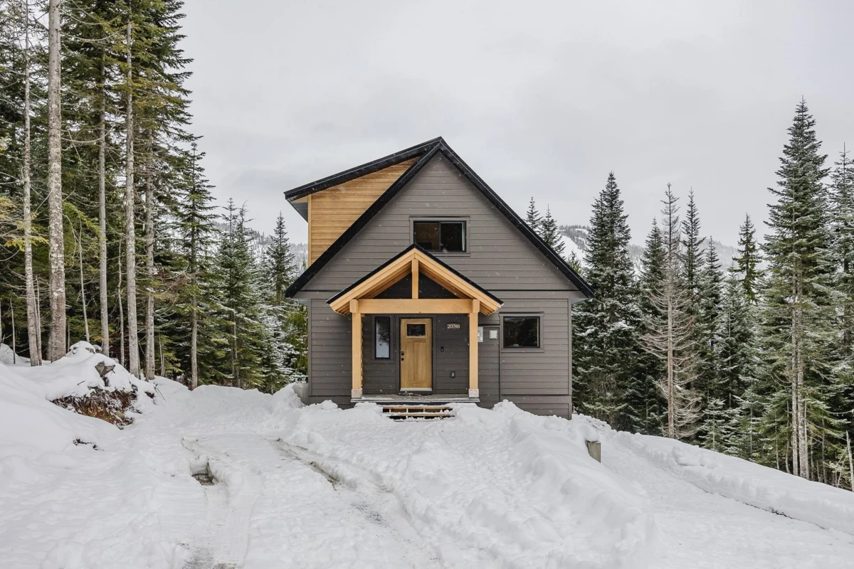 Exterior Rear Photo of 20788 Edelweiss Drive, Agassiz, BC