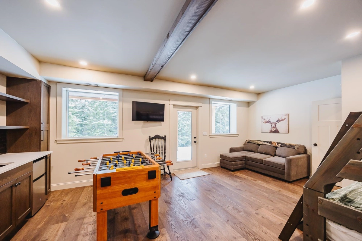 Front Yard Photo of 20788 Edelweiss Drive, Agassiz, BC