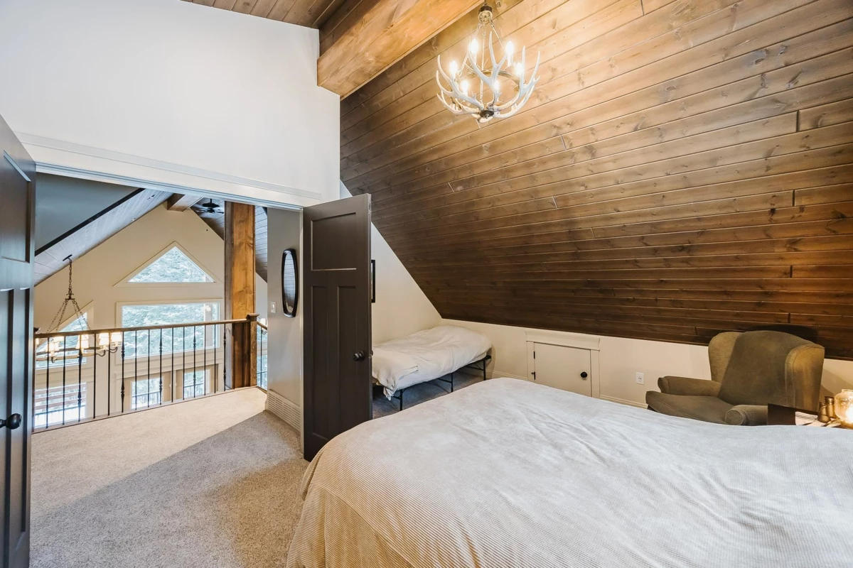 Laundry Room Photo of 20788 Edelweiss Drive, Agassiz, BC