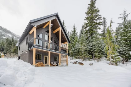 20788 Edelweiss Drive, Agassiz, BC, Hemlock — 2 bed single family residence for sale