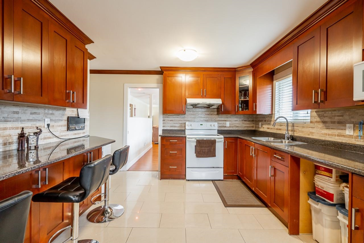 Bedroom 2 Photo of 1247 Ewen Avenue, New Westminster, BC