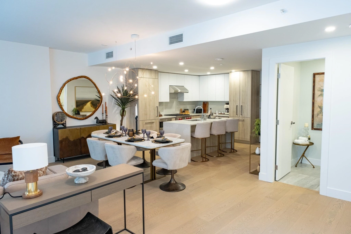 Exterior Rear Photo of TH2 423 6th Street, West Vancouver, BC