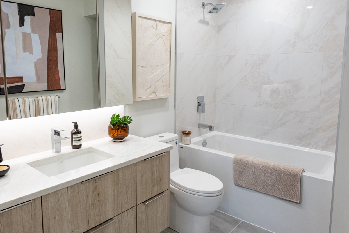 Garage Interior Photo of TH2 423 6th Street, West Vancouver, BC